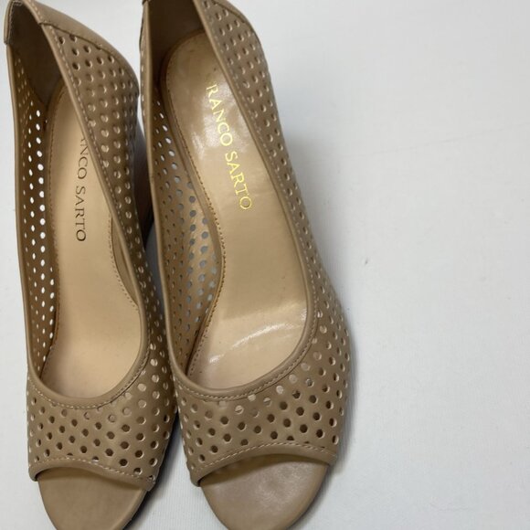 Franco Sarto Ginesa Tan Leather Peep Toe Heels Womens 8M Perforated Faux Leather - Picture 13 of 13